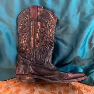 Vintage cowboy boots. Size 7